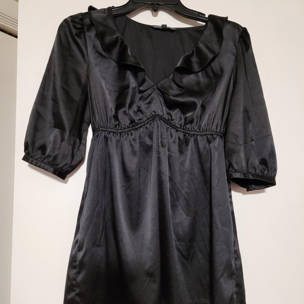 Express design studio ruffle blouse, size small, black